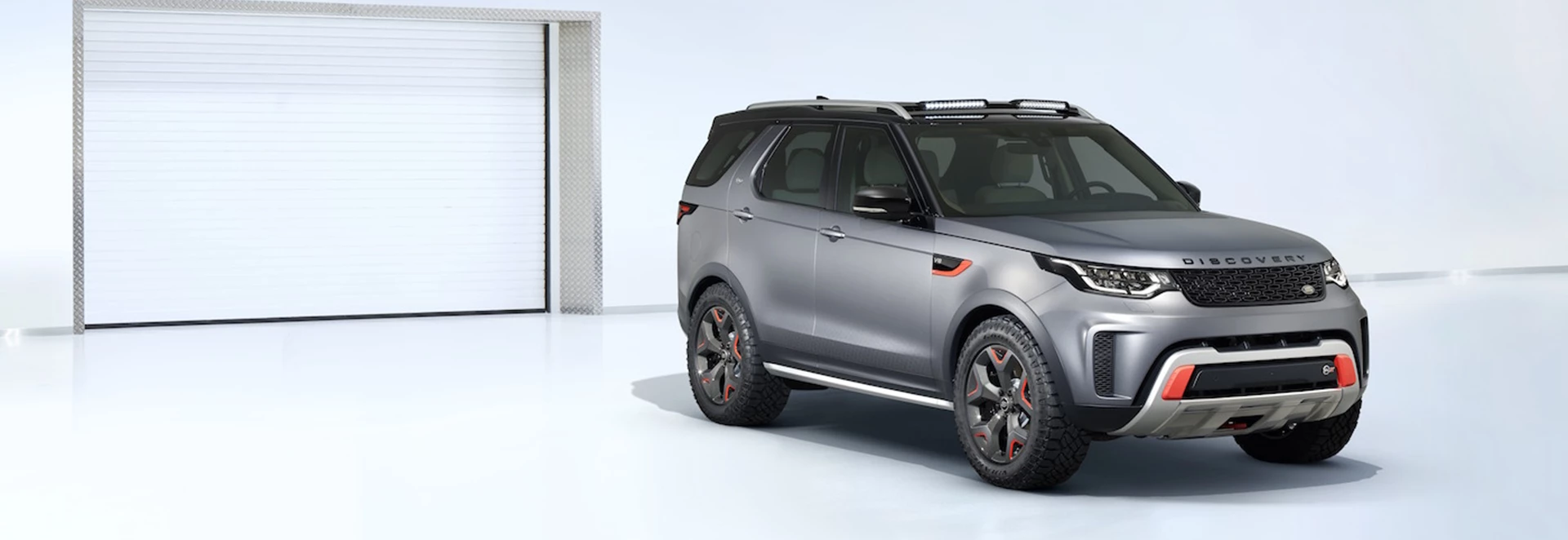 Land Rover reveals Discovery SVX 
